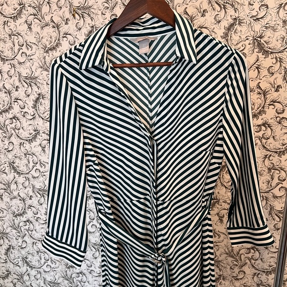 H&M green and white stripe belted dress, size 8 - Picture 5 of 9